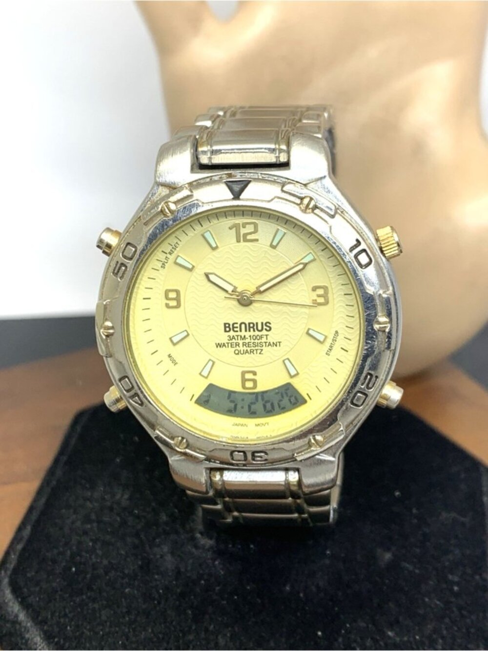 Benrus Men's Watch BNW711 Quartz Vintage Analog Digital Two Tone Steel 39mm